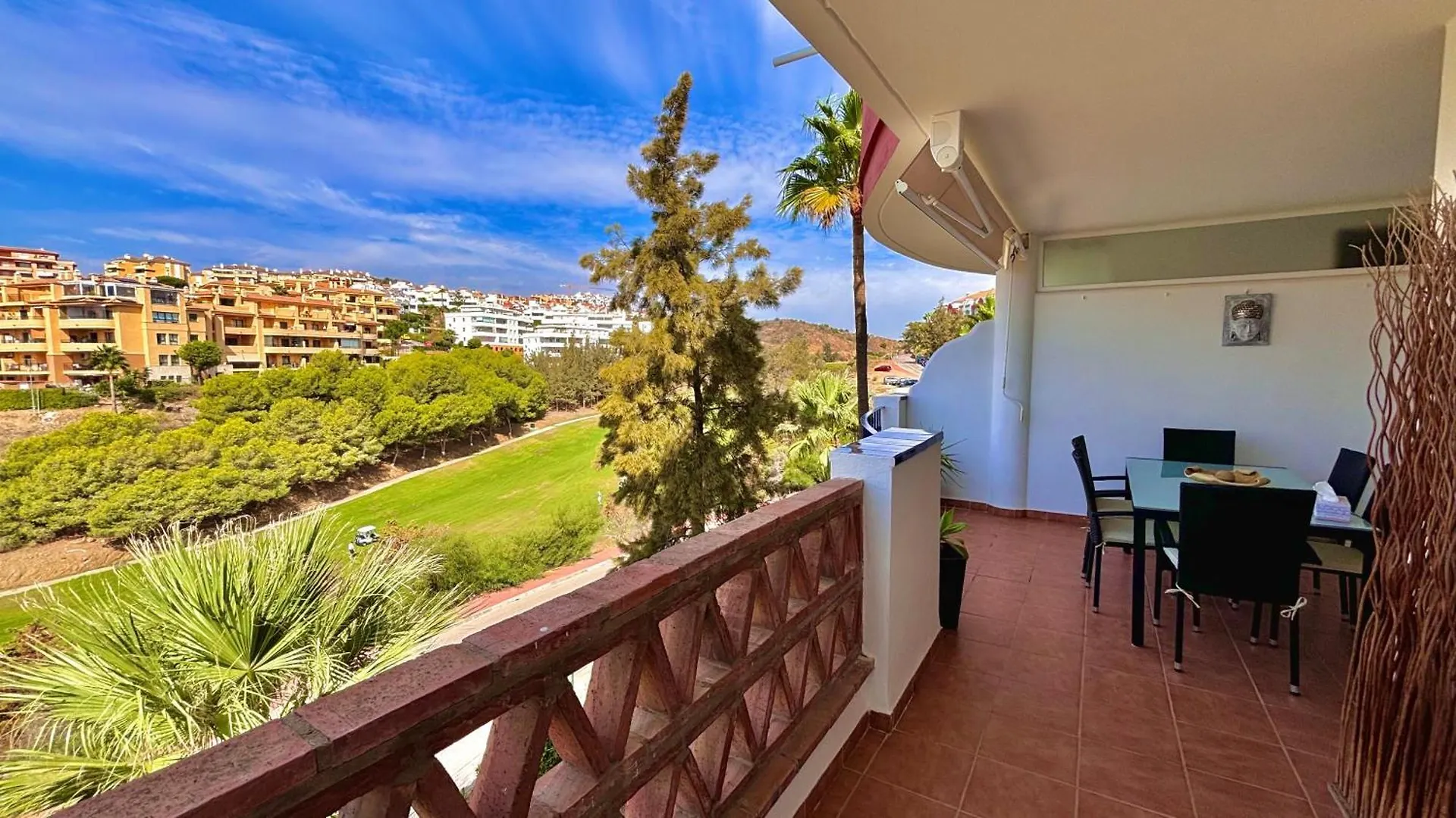 Precioso Apartamento En Riviera Con Vistas Al Mar Y Al Golf Apartment Malaga