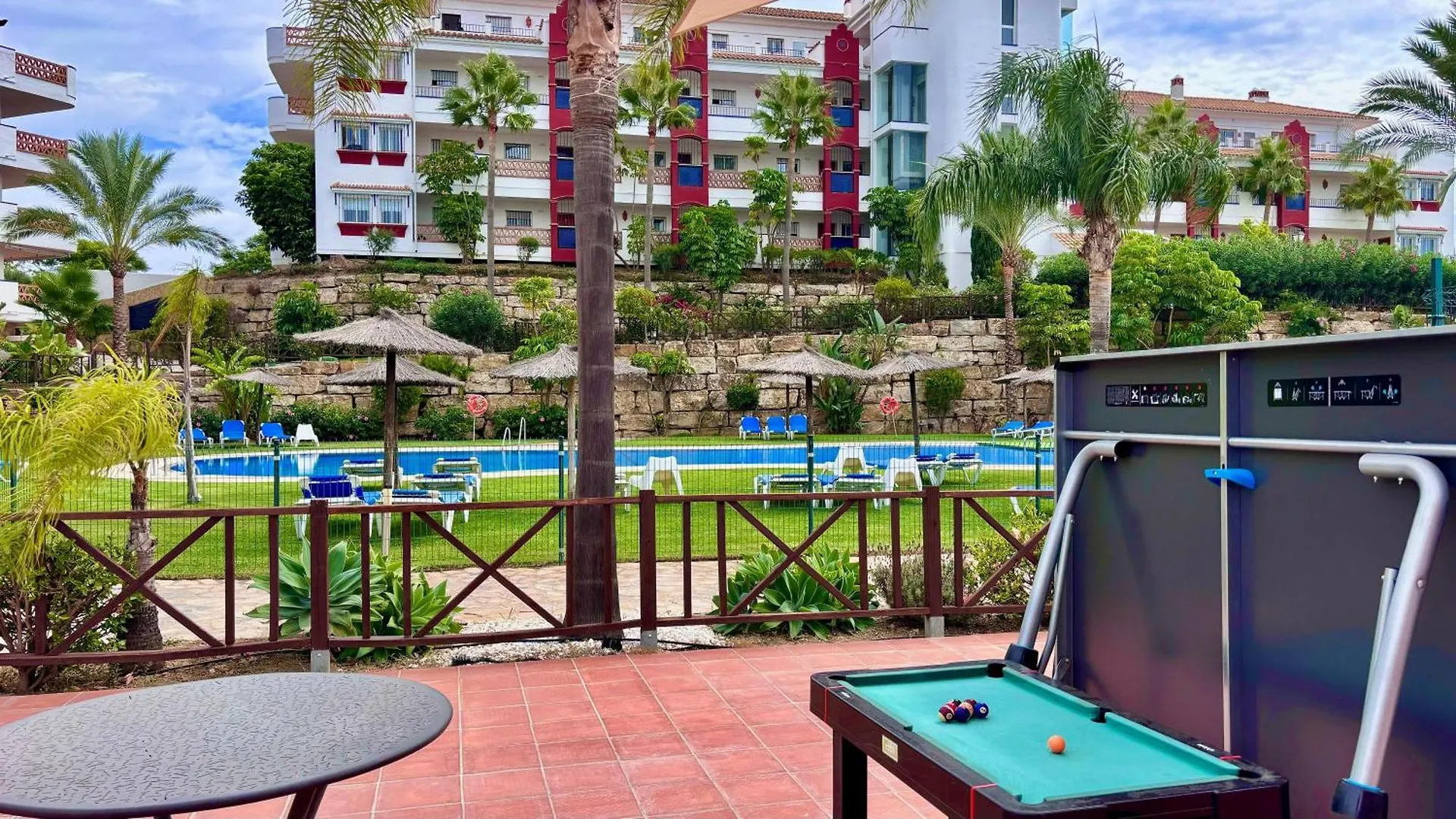 Precioso Apartamento En Riviera Con Vistas Al Mar Y Al Golf Apartment Malaga Spain